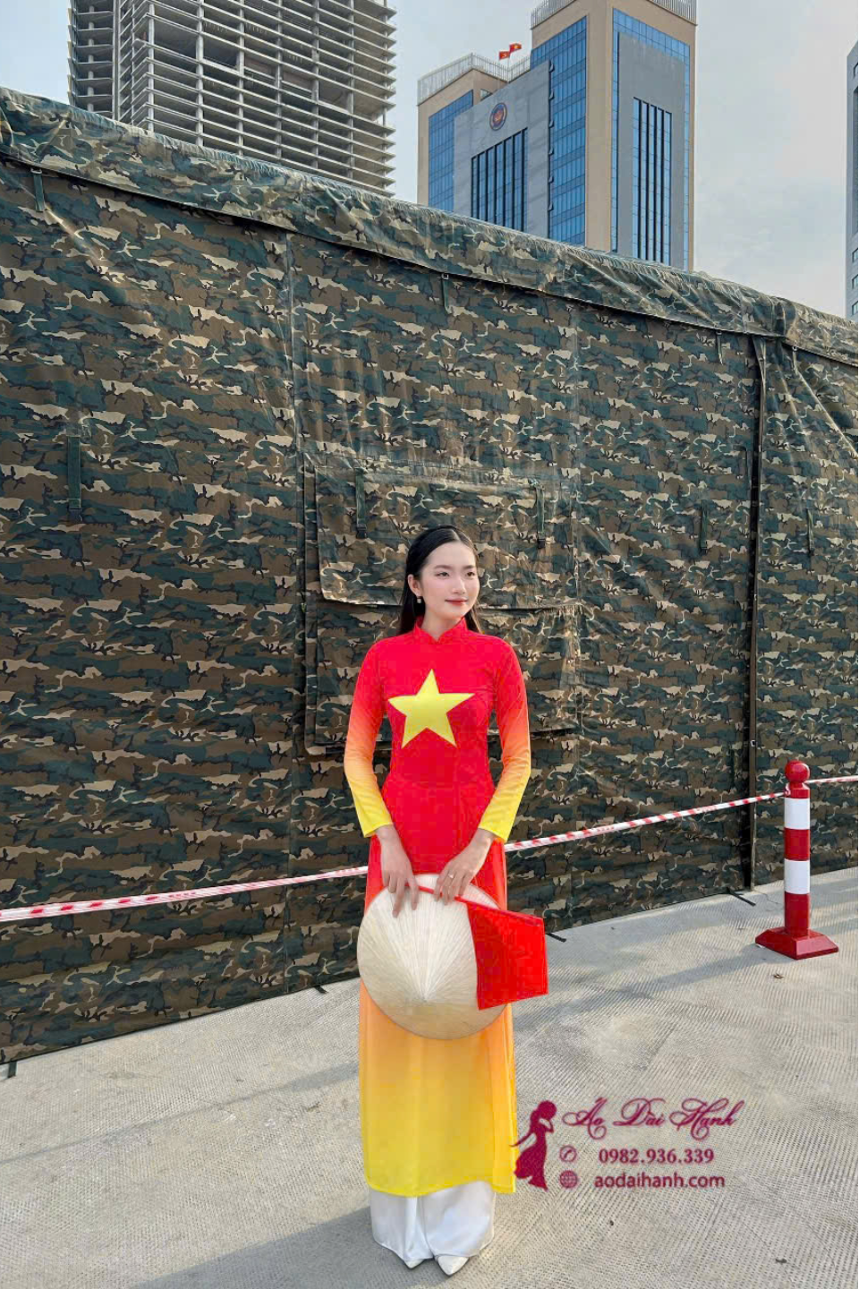 ao-dai-hanh-ao-dai-co-do-sao-vang